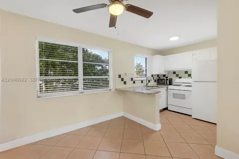 2201 NW 64th Avenue Sunrise FL 33313