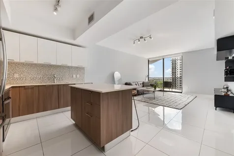 5252 NW 85th Avenue Doral FL 33166