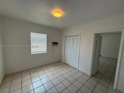 1236 NW 33rd Avenue Miami FL 33125
