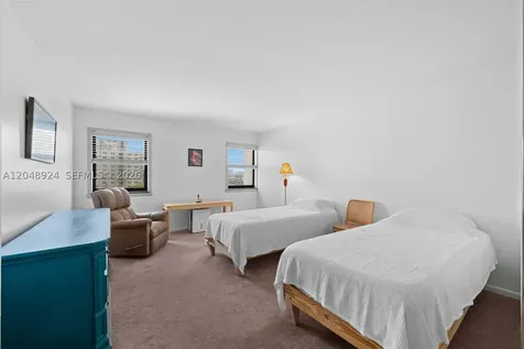 1201 S Ocean Drive Hollywood FL 33019