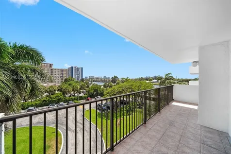 1201 S Ocean Drive Hollywood FL 33019