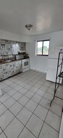 654 W 29th Street Hialeah FL 33012