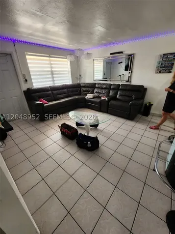 654 W 29th Street Hialeah FL 33012
