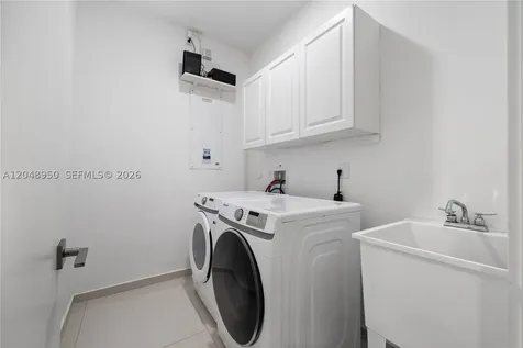 18955 Atlantic Boulevard Sunny Isles Beach FL 33160