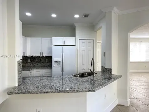 4874 NW 107th Path Doral FL 33178
