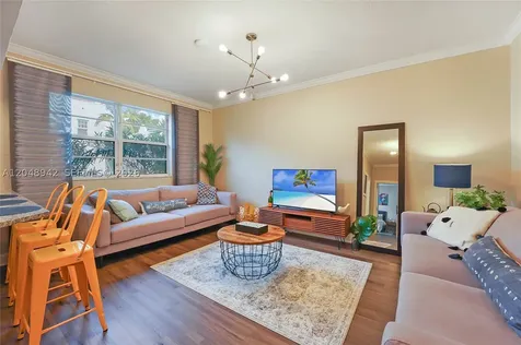 359 Meridian Avenue Miami Beach FL 33139