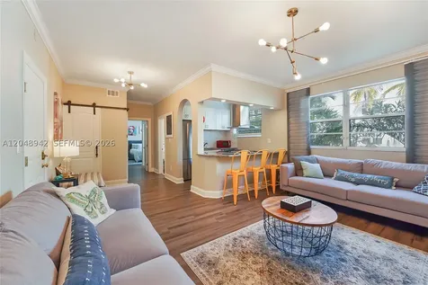 359 Meridian Avenue Miami Beach FL 33139