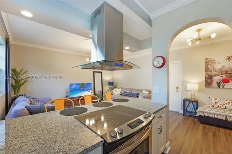 359 Meridian Avenue Miami Beach FL 33139
