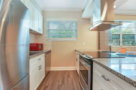 359 Meridian Avenue Miami Beach FL 33139