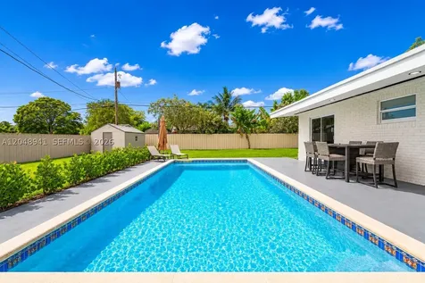 19225 Bel Aire Drive Cutler Bay FL 33157