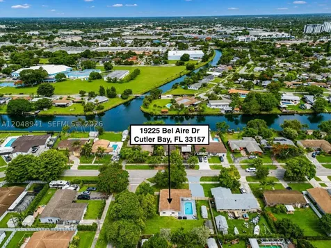 19225 Bel Aire Drive Cutler Bay FL 33157