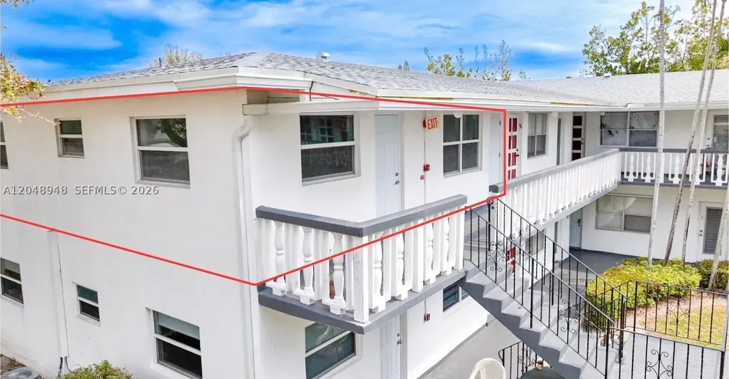 2458 Polk Street Hollywood FL 33020