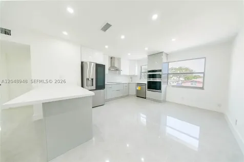 2458 Polk Street Hollywood FL 33020