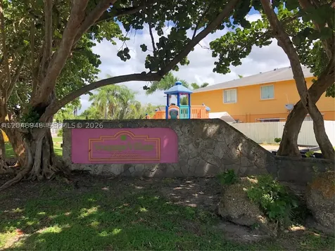 43 NE 12th Avenue Homestead FL 33030