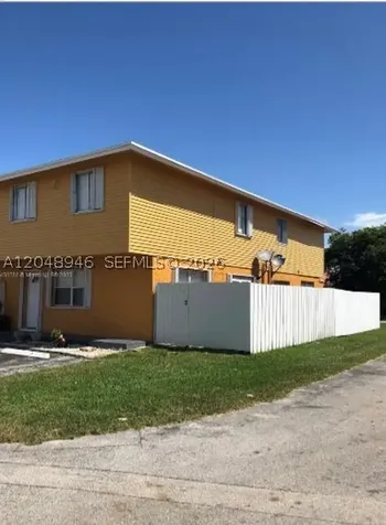 43 NE 12th Avenue Homestead FL 33030