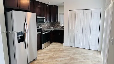 1097 NW 38th Street Miami FL 33127