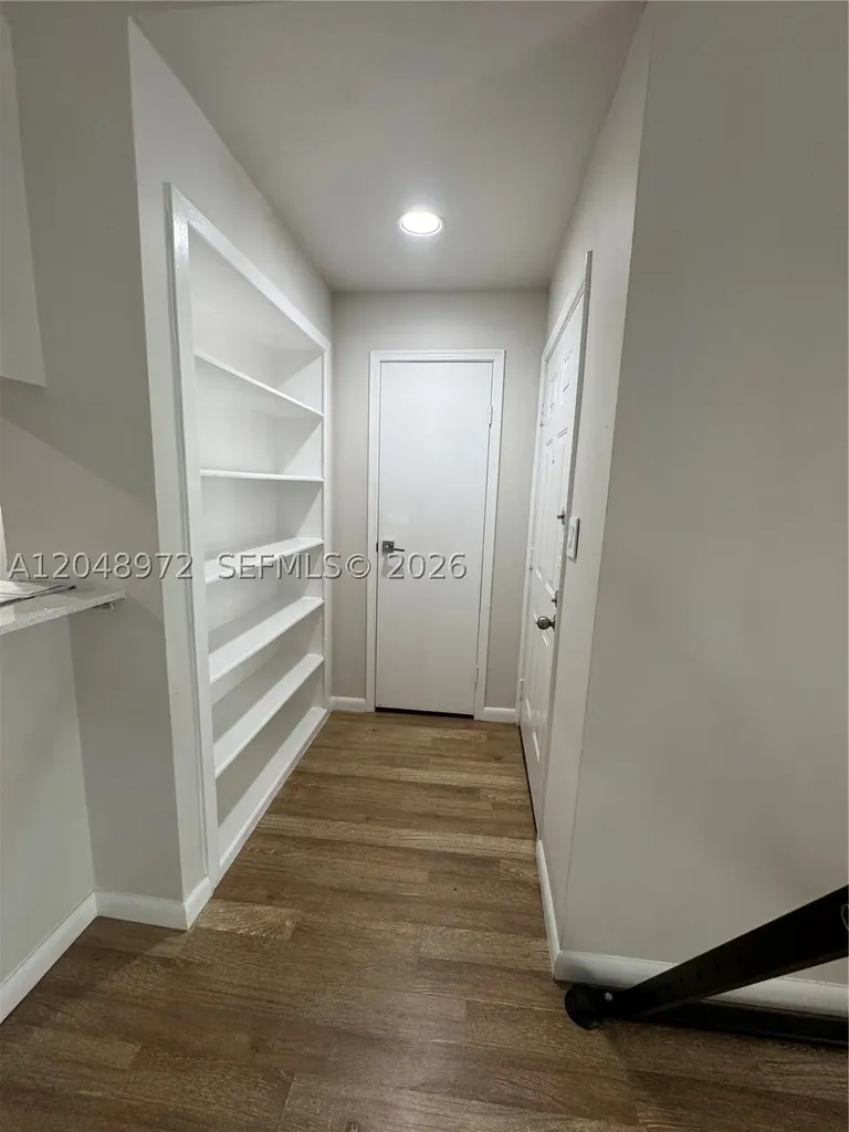 733 Riverside Drive Coral Springs FL 33071