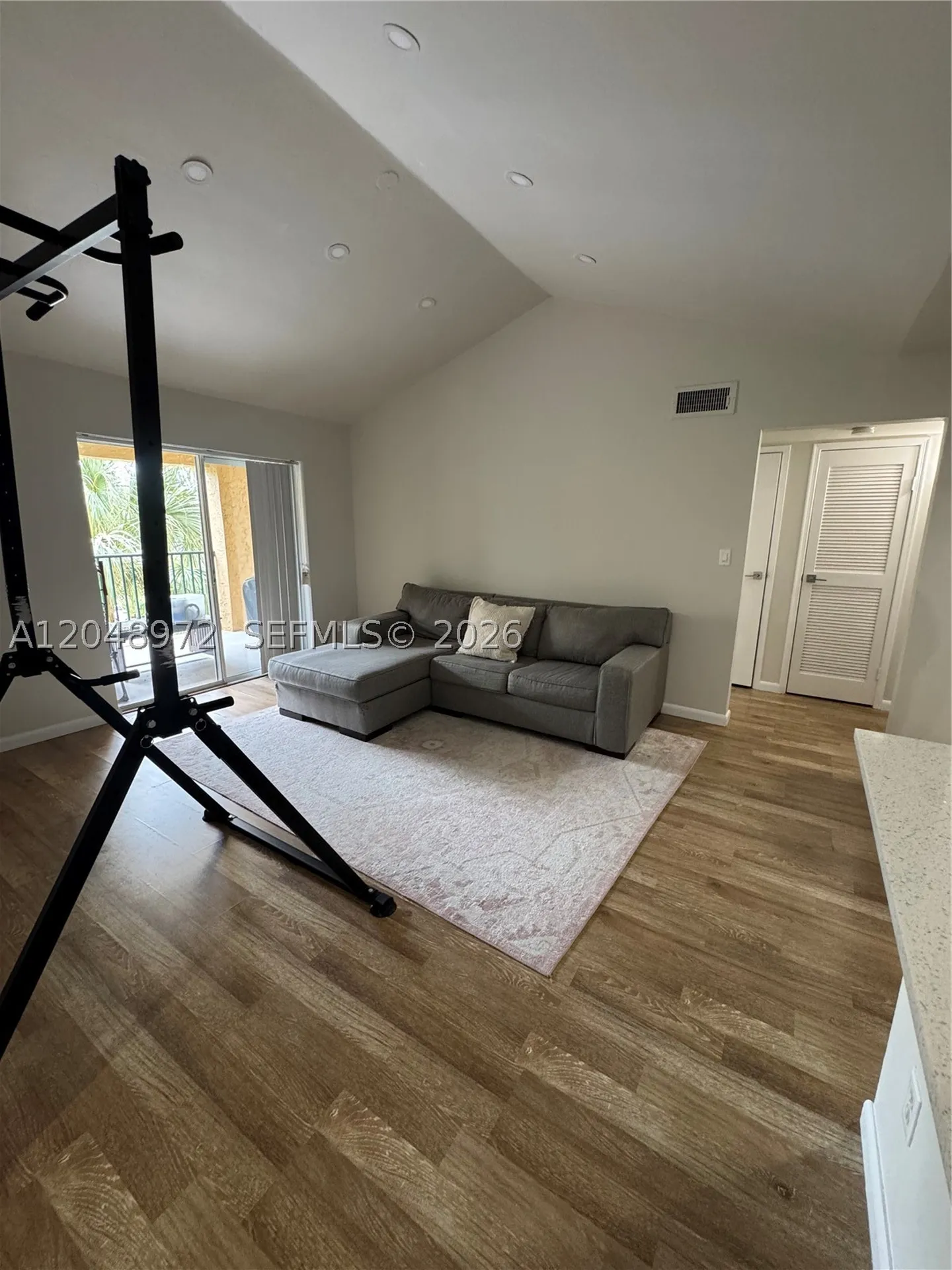 733 Riverside Drive Coral Springs FL 33071