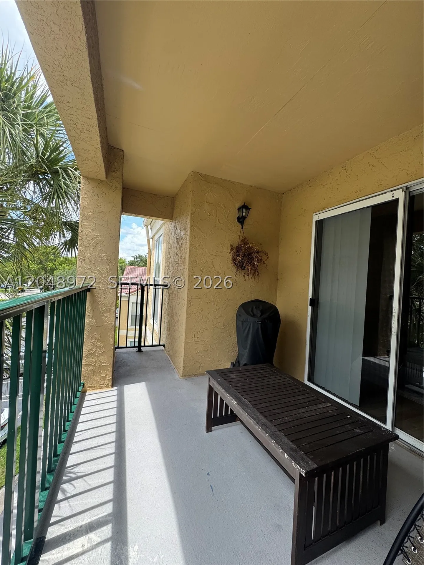 733 Riverside Drive Coral Springs FL 33071