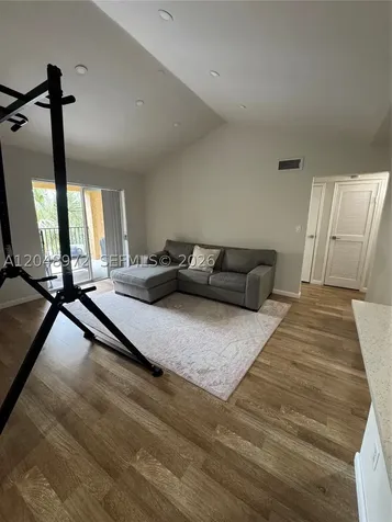 733 Riverside Drive Coral Springs FL 33071