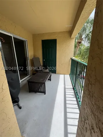 733 Riverside Drive Coral Springs FL 33071