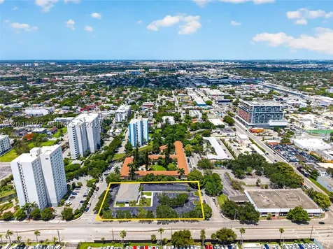 1902 NW 14th Avenue Miami FL 33125