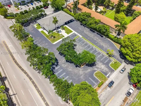 1902 NW 14th Avenue Miami FL 33125