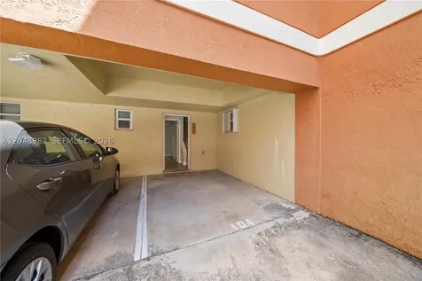 1611 SW 2nd Court Miami FL 33129