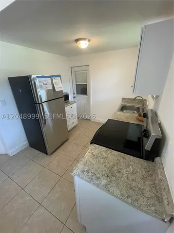 453 SW 19th Road Miami FL 33129