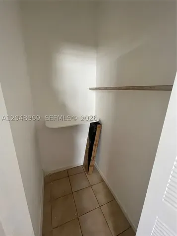 453 SW 19th Road Miami FL 33129
