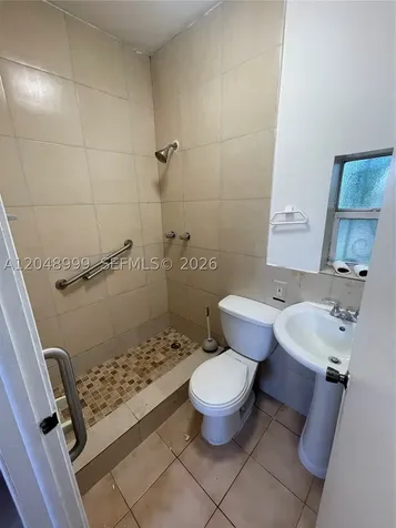 453 SW 19th Road Miami FL 33129