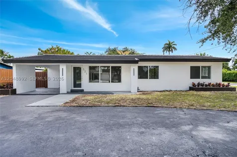 321 NW 36th Street Oakland Park FL 33309