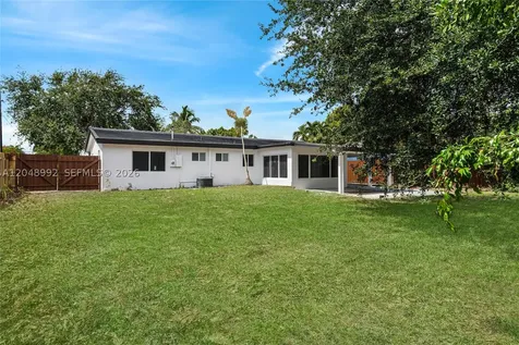 321 NW 36th Street Oakland Park FL 33309
