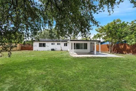 321 NW 36th Street Oakland Park FL 33309