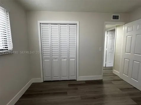 1345 W 28th Street Hialeah FL 33010