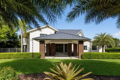 10506 SW 89 Place Miami FL 33176