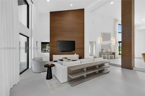 10506 SW 89 Place Miami FL 33176