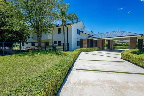 10506 SW 89 Place Miami FL 33176