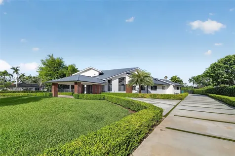 10506 SW 89 Place Miami FL 33176