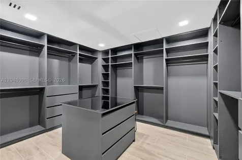 10506 SW 89 Place Miami FL 33176