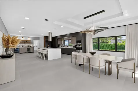 10506 SW 89 Place Miami FL 33176