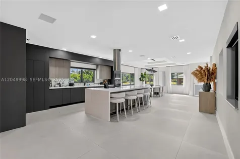 10506 SW 89 Place Miami FL 33176
