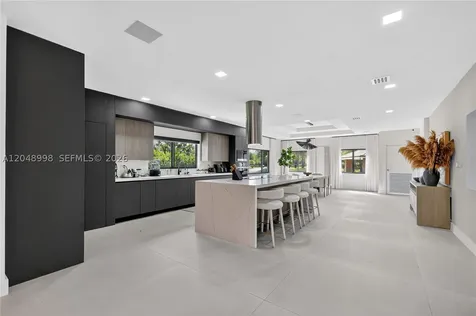 10506 SW 89 Place Miami FL 33176