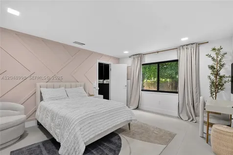 10506 SW 89 Place Miami FL 33176
