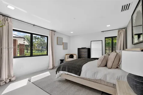 10506 SW 89 Place Miami FL 33176