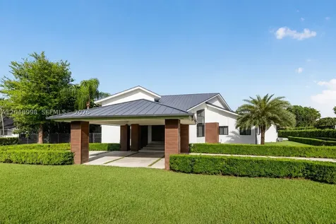 10506 SW 89 Place Miami FL 33176