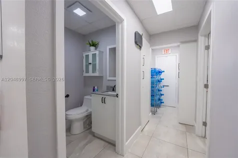 747 Ponce De Leon Boulevard Coral Gables FL 33134