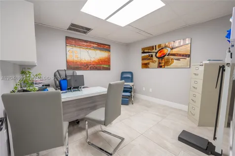 747 Ponce De Leon Boulevard Coral Gables FL 33134