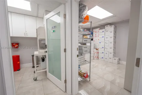 747 Ponce De Leon Boulevard Coral Gables FL 33134