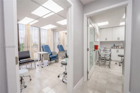 747 Ponce De Leon Boulevard Coral Gables FL 33134
